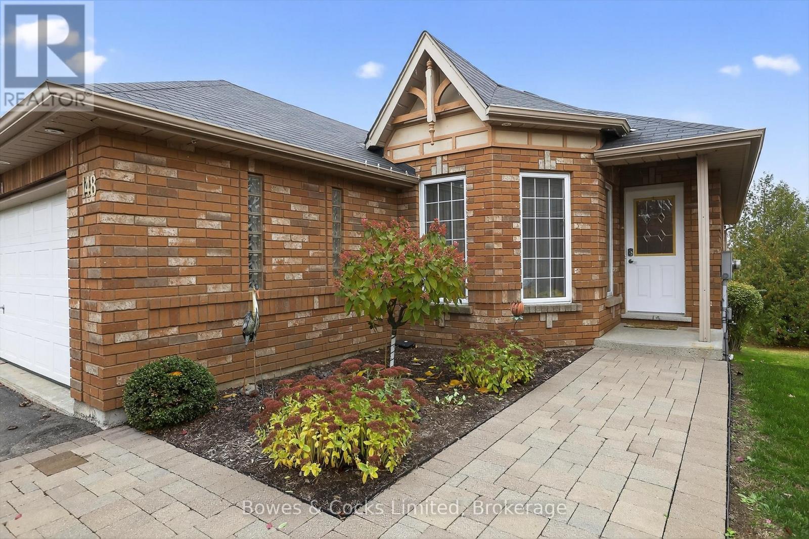 148 Haden Avenue, Peterborough (Northcrest Ward 5), Ontario  K9H 7P6 - Photo 4 - X12511354