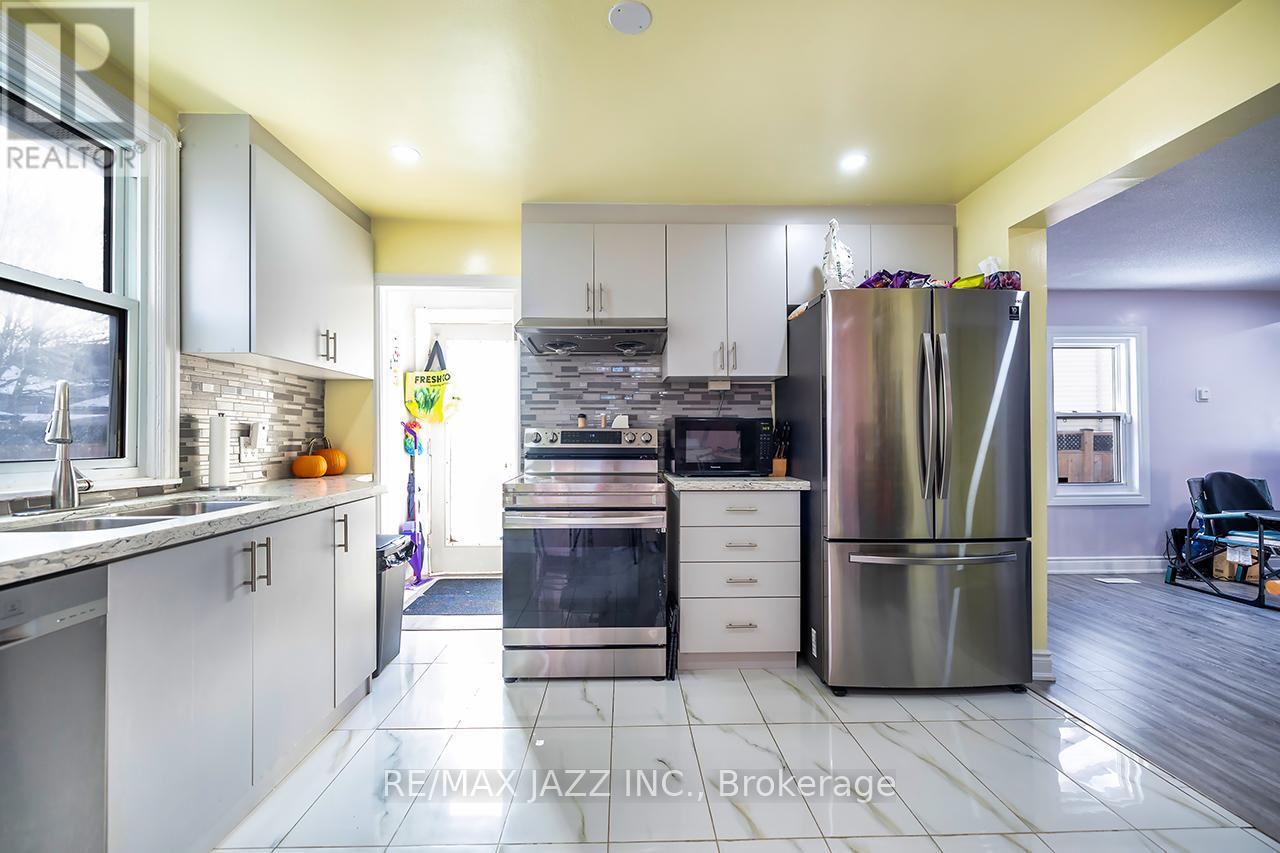 183 Conant Street, Oshawa, Ontario  L1H 3R9 - Photo 18 - E12596922