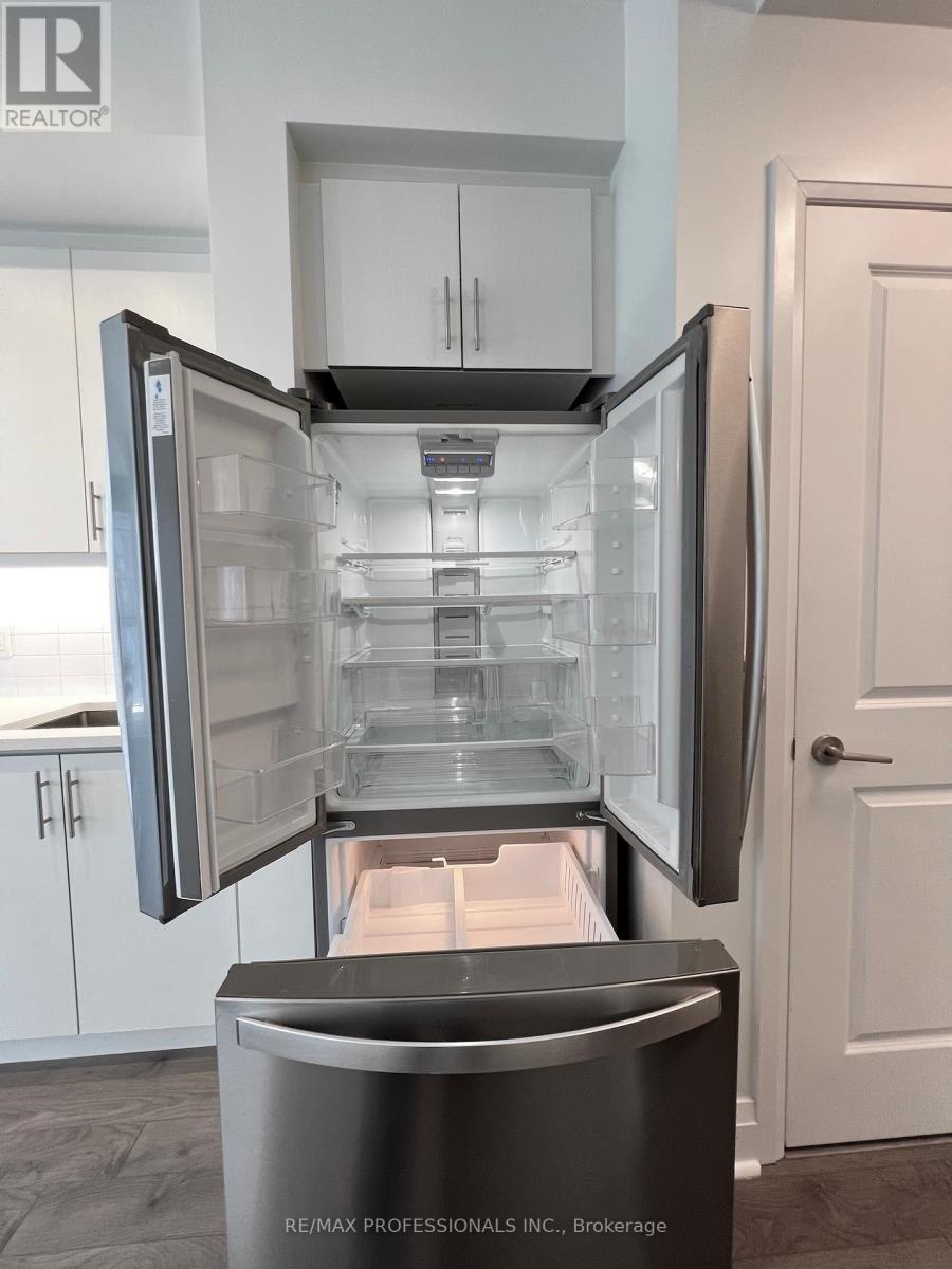 1910 - 17 Zorra Street, Toronto, Ontario  M8Z 0C8 - Photo 14 - W12597264