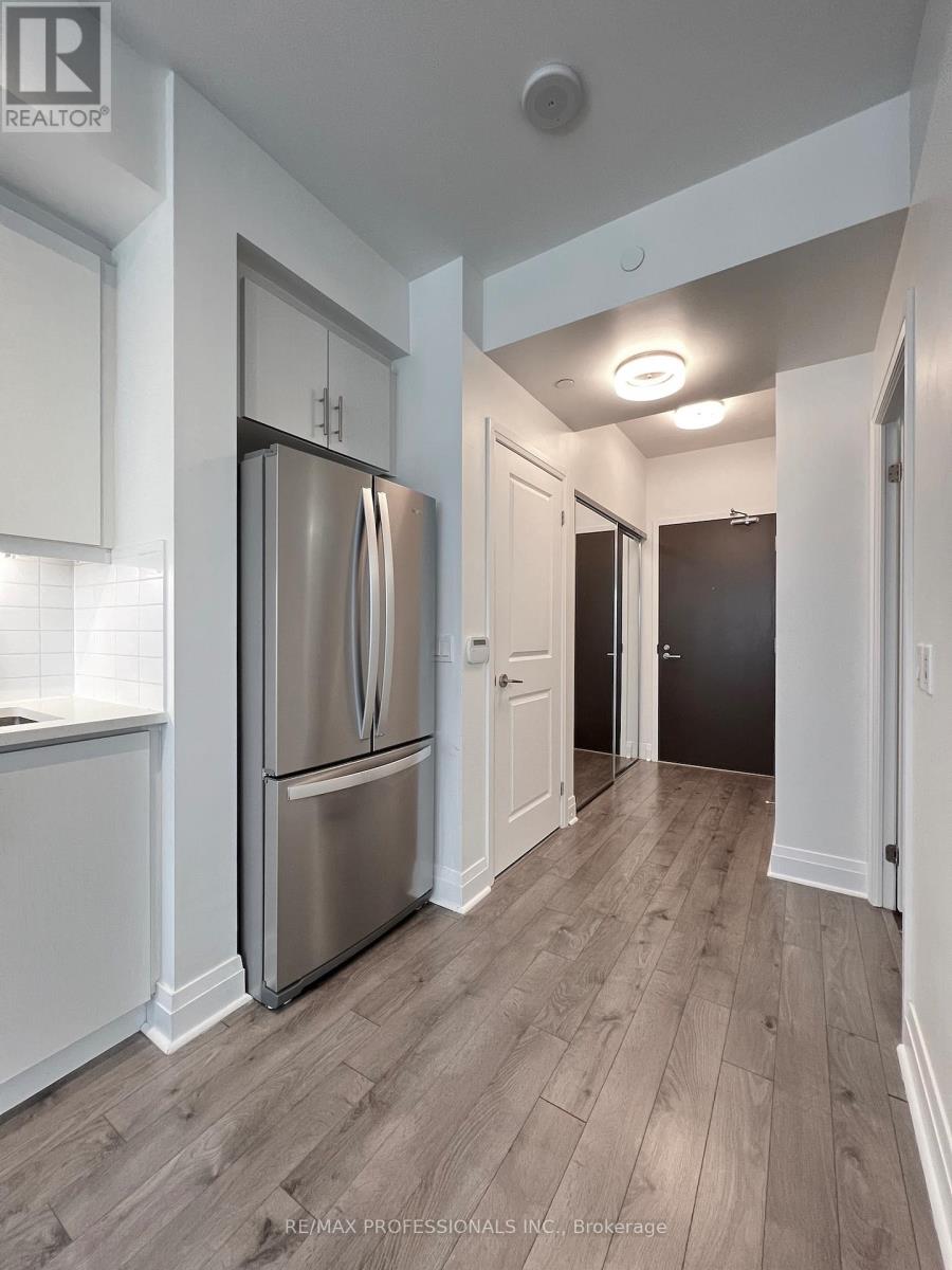 1910 - 17 Zorra Street, Toronto, Ontario  M8Z 0C8 - Photo 5 - W12597264