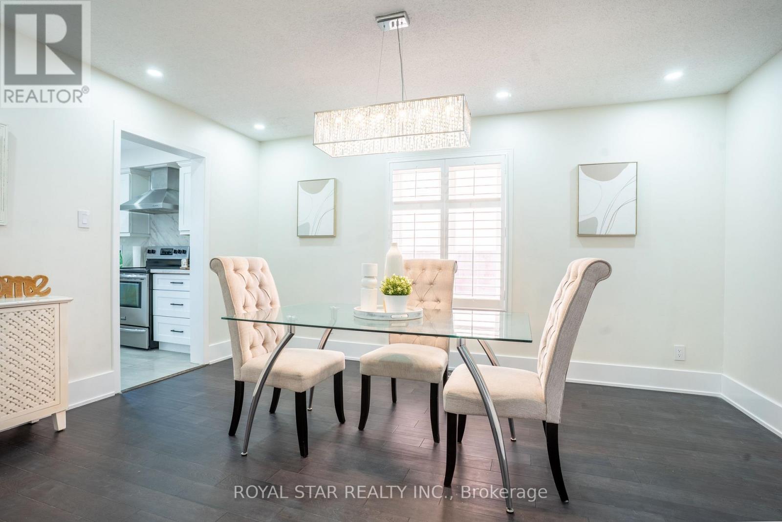 22 Livingston Drive, Caledon, Ontario  L7C 1A1 - Photo 12 - W12597274