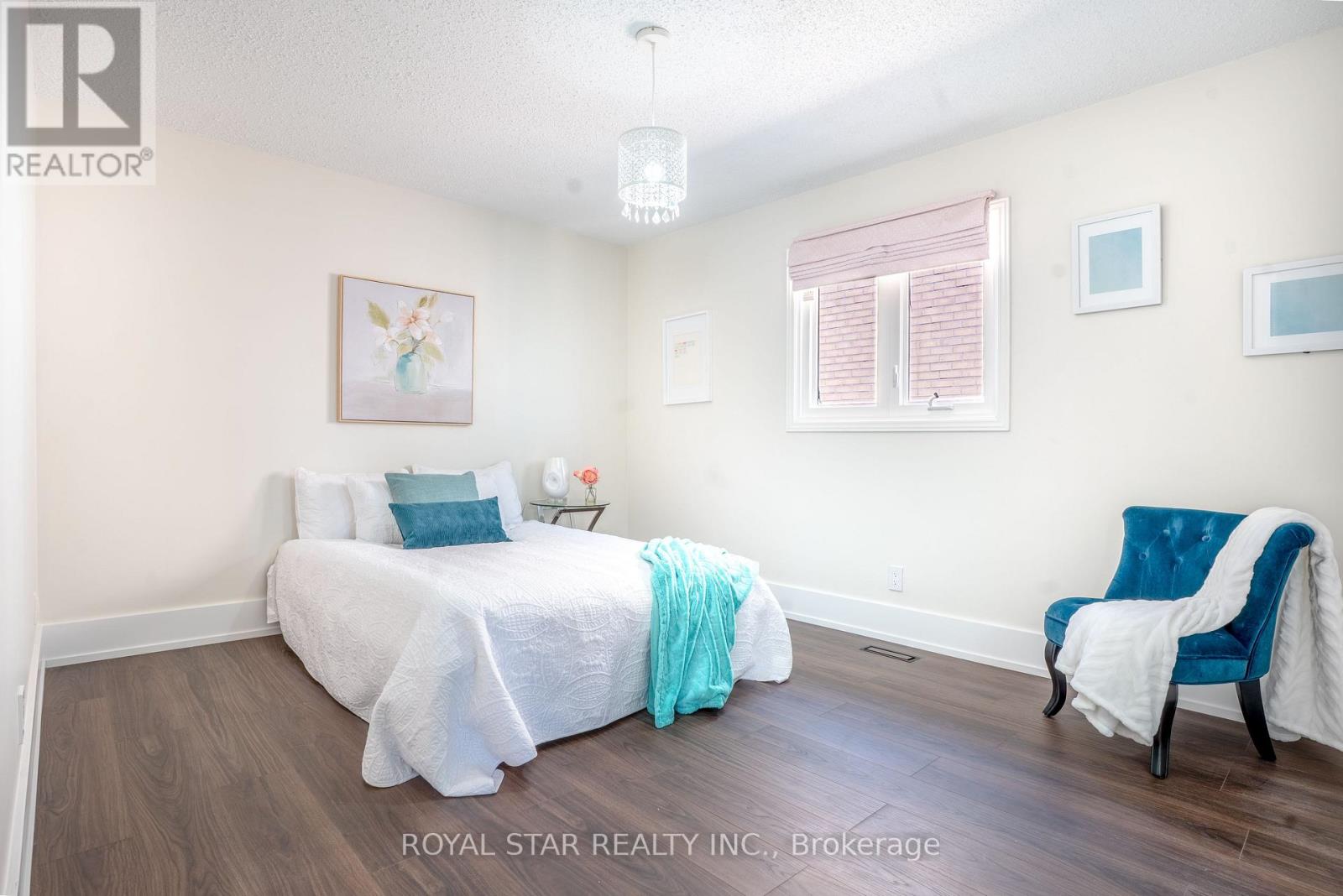 22 Livingston Drive, Caledon, Ontario  L7C 1A1 - Photo 33 - W12597274