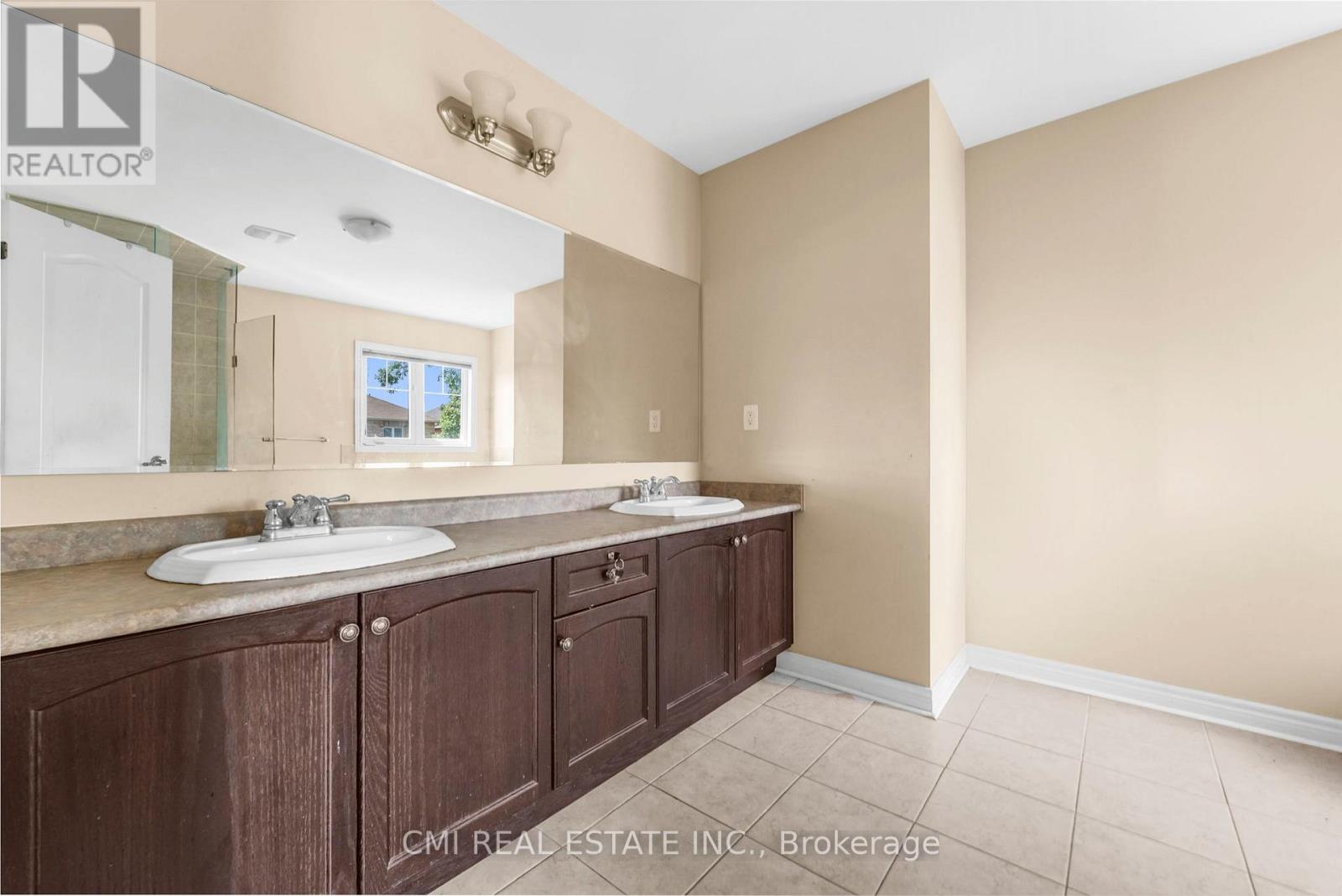 5 Decorso Drive N, Brampton, Ontario  L6P 3T7 - Photo 32 - W12597292