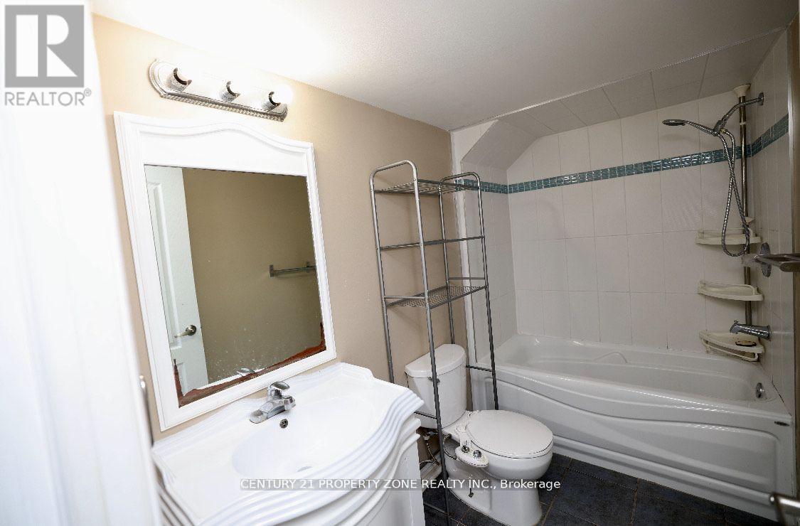 Bsmt - 9195 Creditview Road, Brampton, Ontario  L6X 0W8 - Photo 8 - W12597312