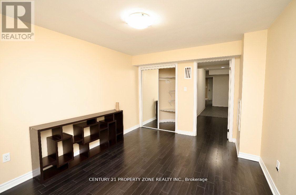 Bsmt - 9195 Creditview Road, Brampton, Ontario  L6X 0W8 - Photo 9 - W12597312