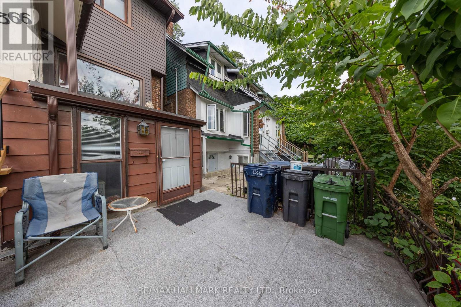 Lower - 1366 Davenport Road, Toronto, Ontario  M6H 2G9 - Photo 2 - W12597314