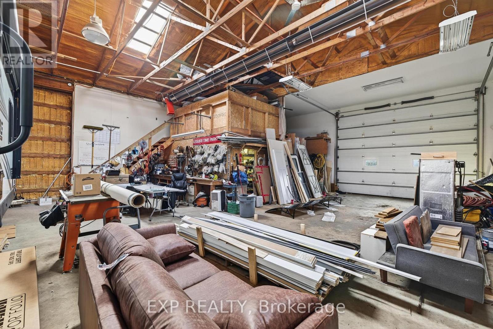 8431 Highway 9 Highway, Caledon, Ontario  L7E 0E8 - Photo 24 - W12597328