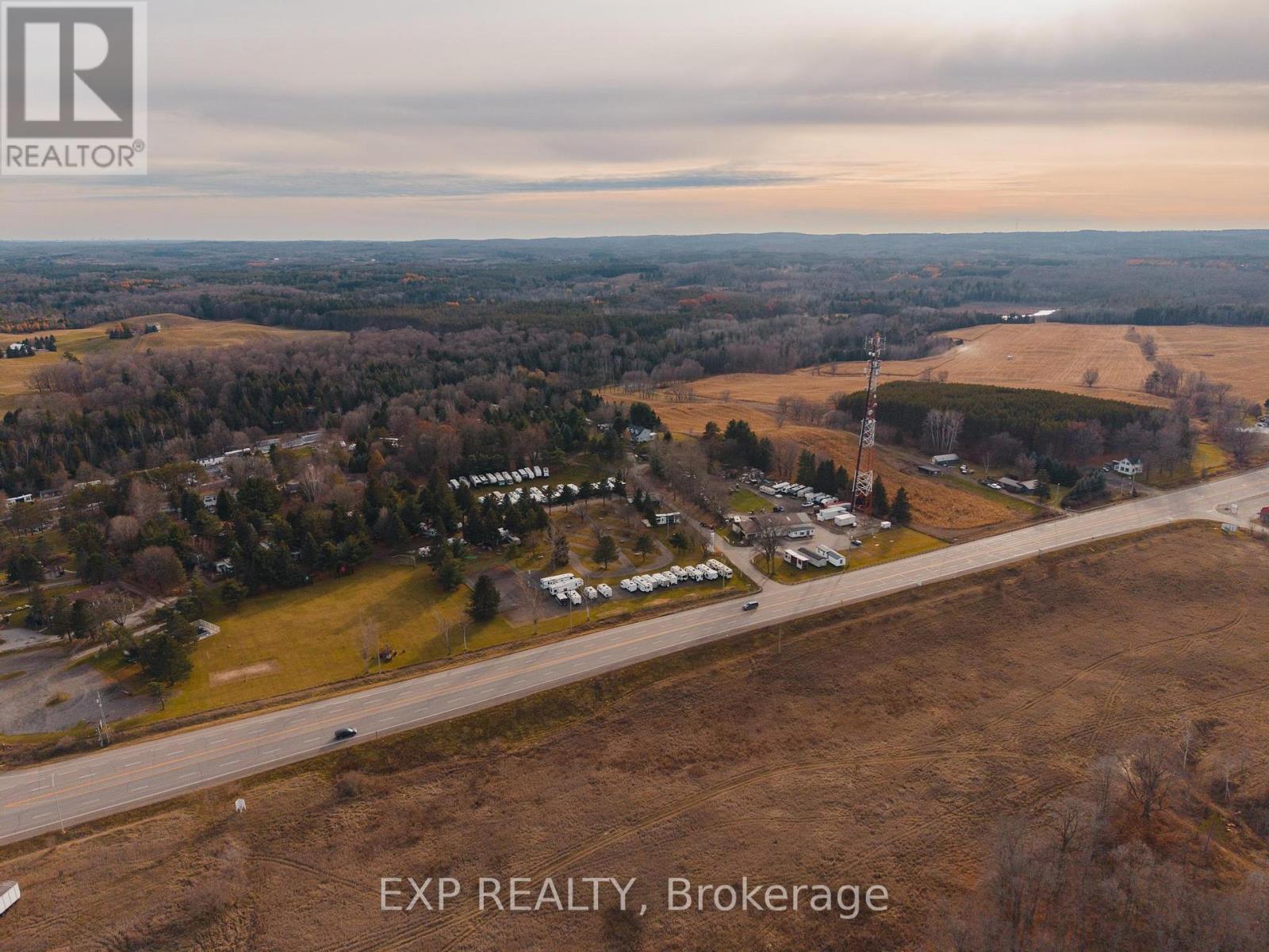 8431 Highway 9 Highway, Caledon, Ontario  L7E 0E8 - Photo 6 - W12597328
