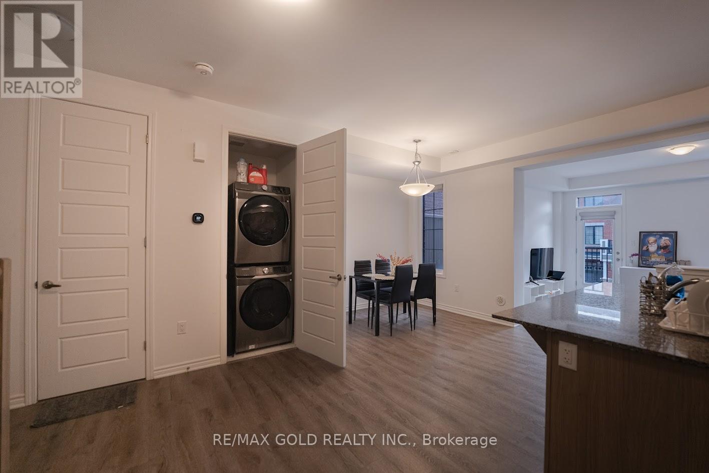 3 Melmar Street, Brampton, Ontario  L7A 0B6 - Photo 12 - W12597350