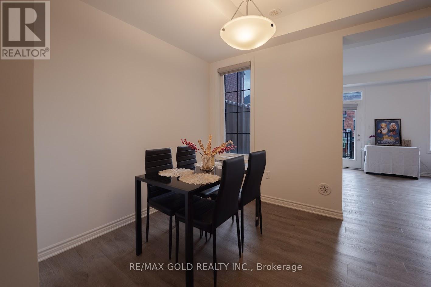 3 Melmar Street, Brampton, Ontario  L7A 0B6 - Photo 13 - W12597350