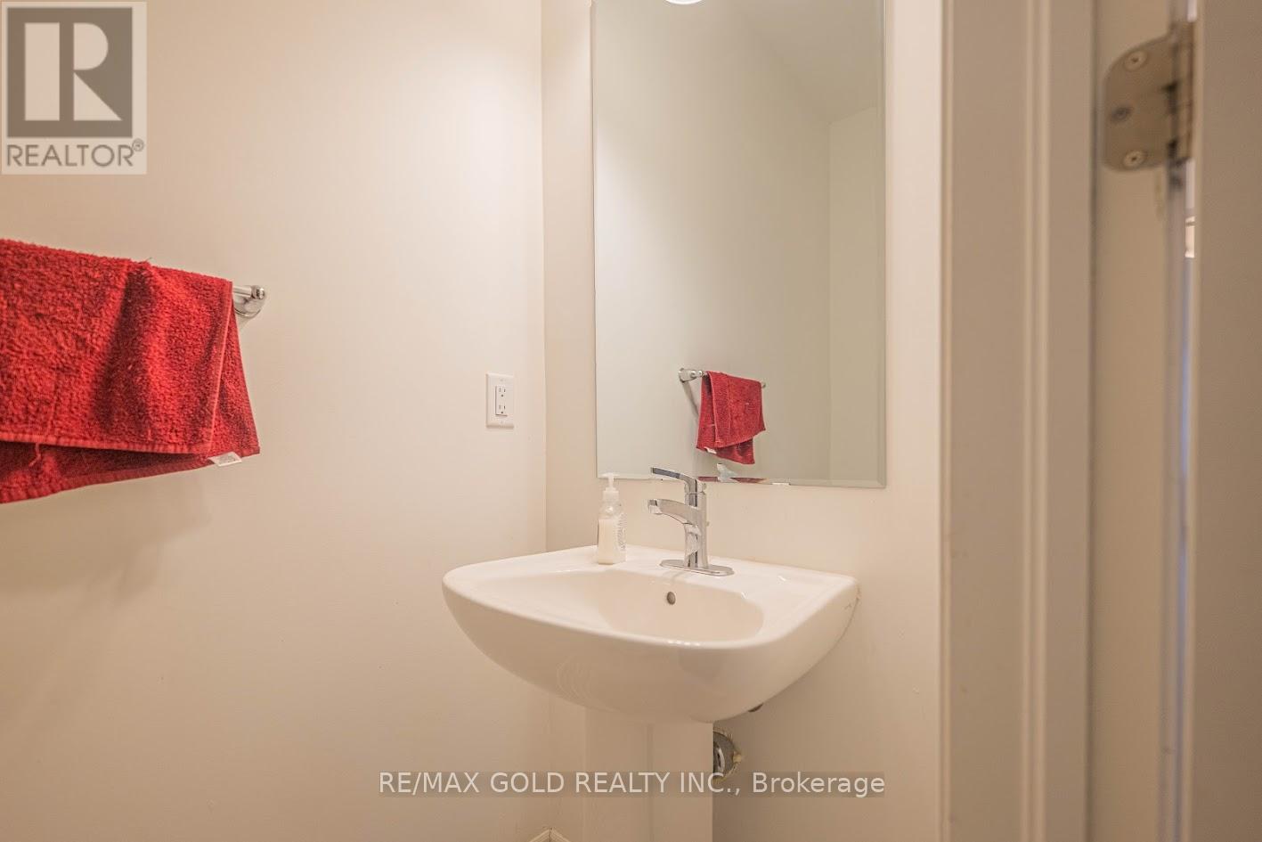 3 Melmar Street, Brampton, Ontario  L7A 0B6 - Photo 17 - W12597350