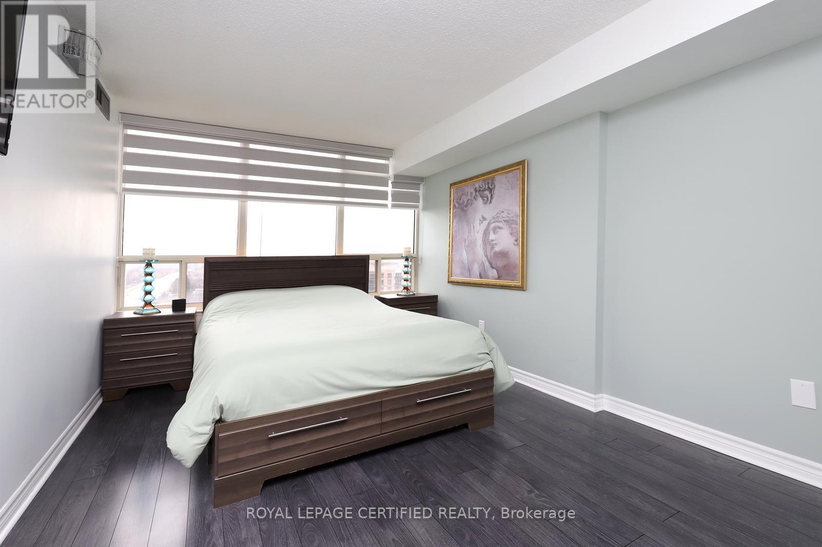 1409 - 700 Constellation Drive, Mississauga (Hurontario), Ontario  L5R 3G8 - Photo 17 - W12597354