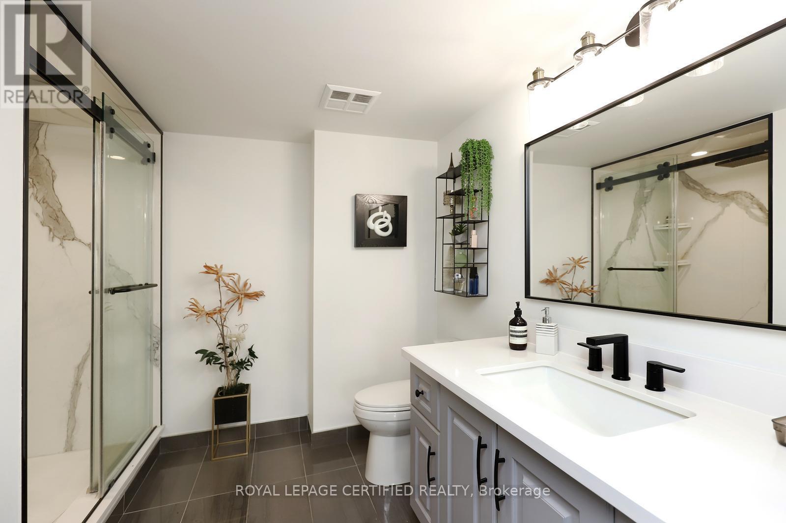 1409 - 700 Constellation Drive, Mississauga (Hurontario), Ontario  L5R 3G8 - Photo 19 - W12597354