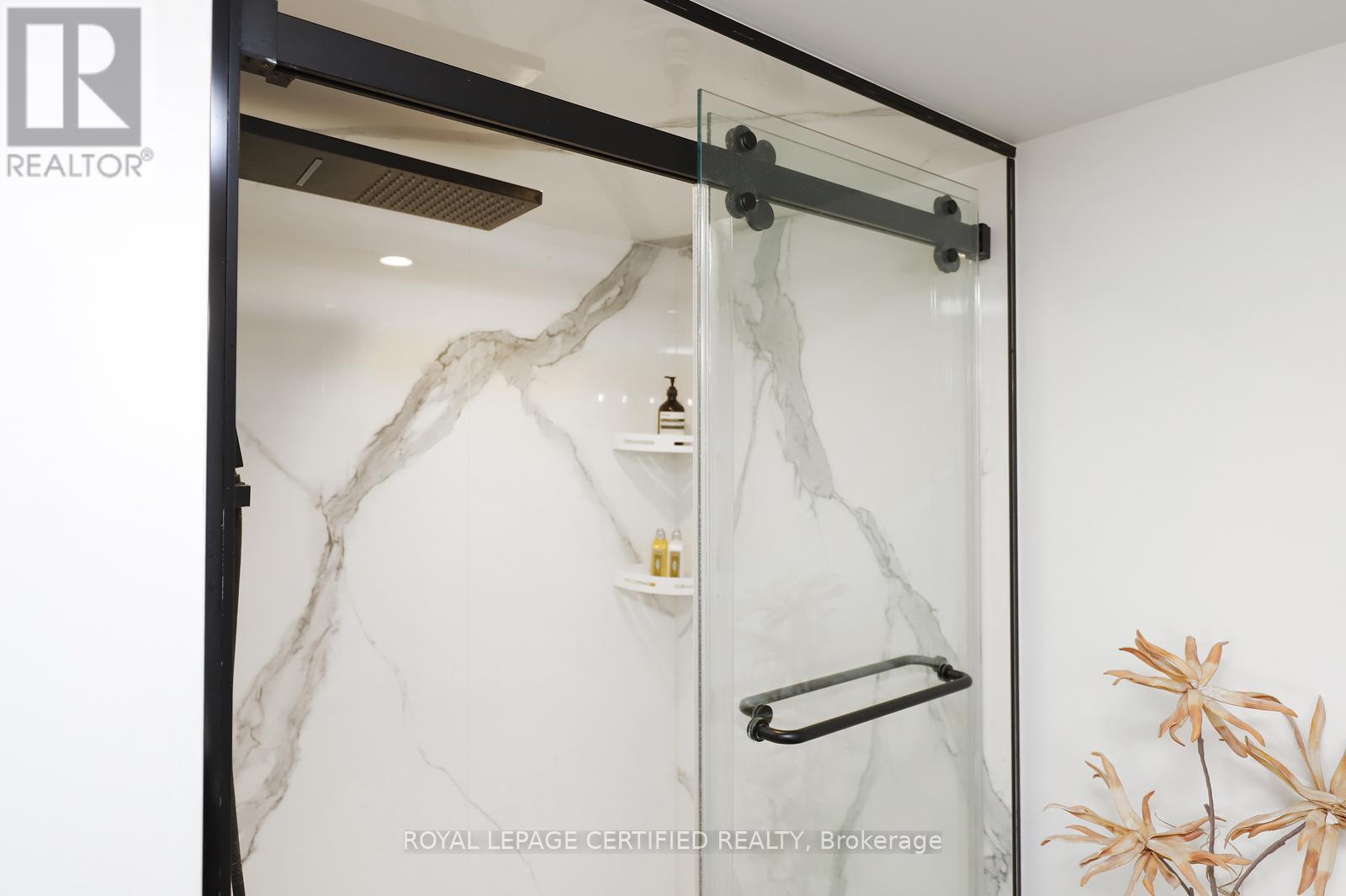 1409 - 700 Constellation Drive, Mississauga (Hurontario), Ontario  L5R 3G8 - Photo 21 - W12597354