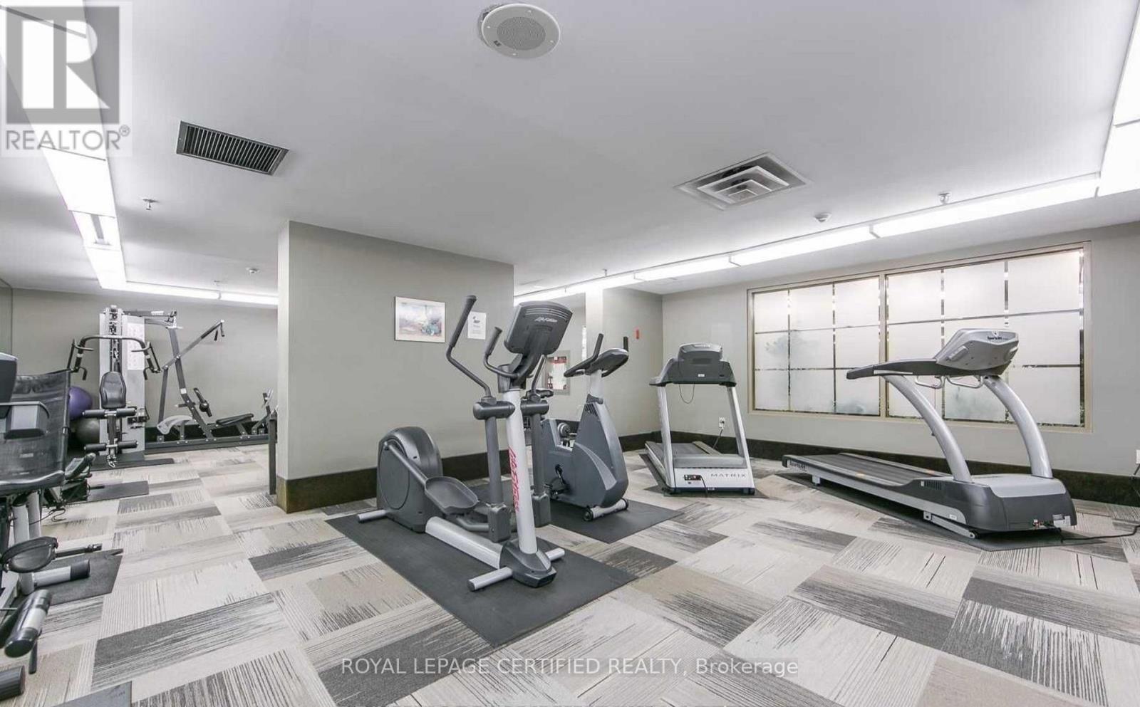 1409 - 700 Constellation Drive, Mississauga (Hurontario), Ontario  L5R 3G8 - Photo 31 - W12597354