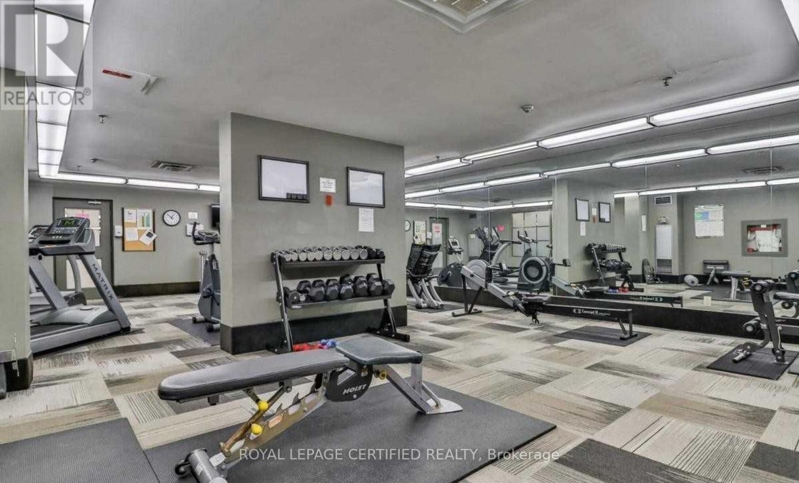 1409 - 700 Constellation Drive, Mississauga (Hurontario), Ontario  L5R 3G8 - Photo 32 - W12597354