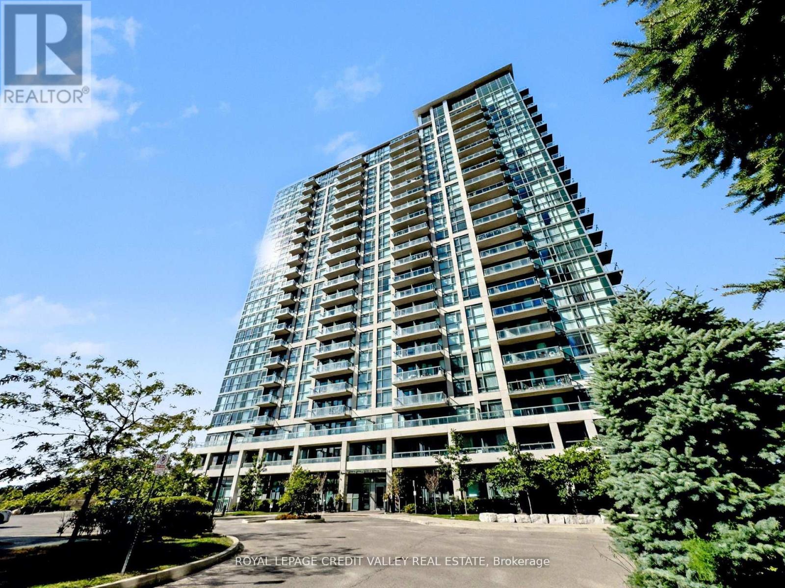 709 - 349 Rathburn Road W, Mississauga (City Centre), Ontario  L5B 0G9 - Photo 2 - W12597382
