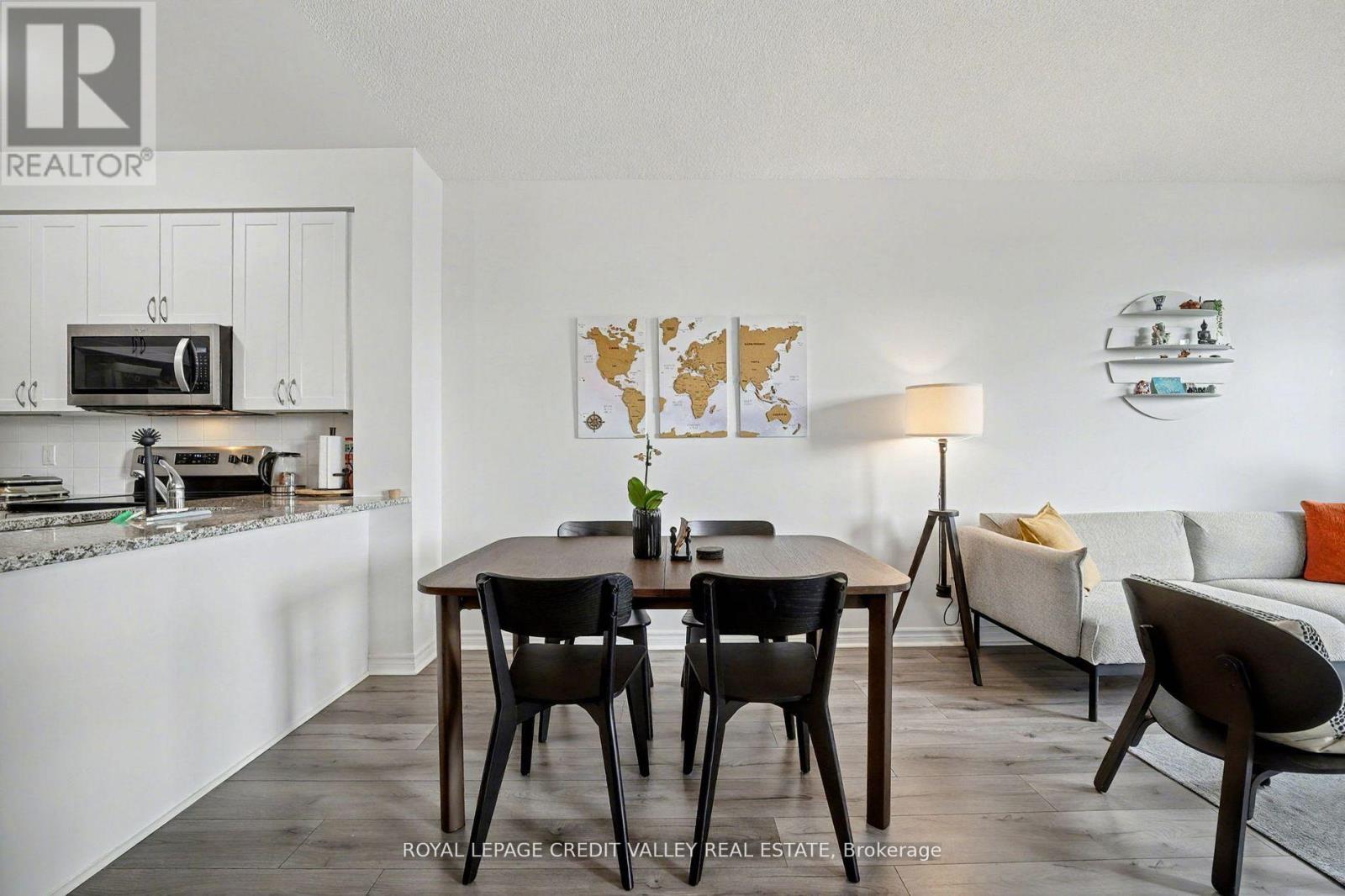 709 - 349 Rathburn Road W, Mississauga (City Centre), Ontario  L5B 0G9 - Photo 22 - W12597382