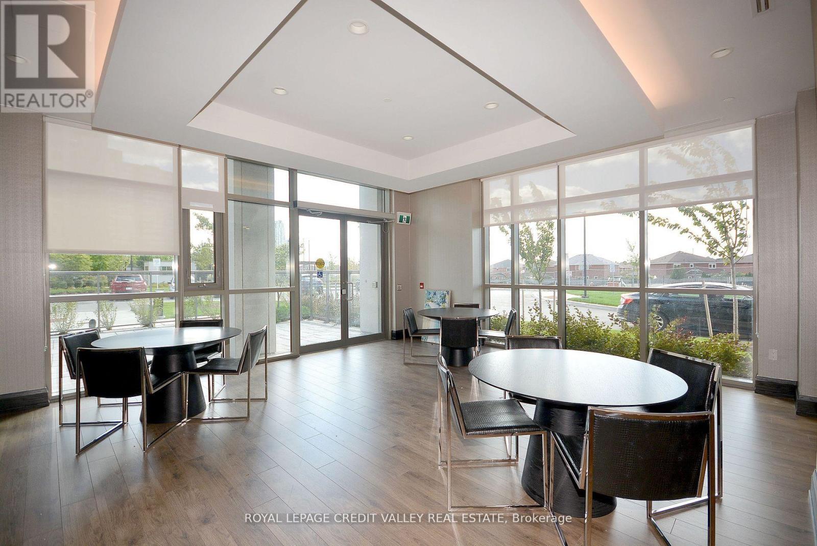 709 - 349 Rathburn Road W, Mississauga (City Centre), Ontario  L5B 0G9 - Photo 33 - W12597382