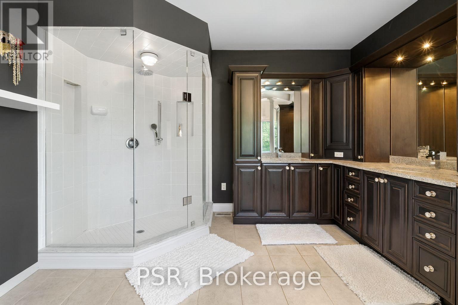 246 - 26 Louvain Drive, Brampton, Ontario  L6P 1W6 - Photo 16 - W12597384