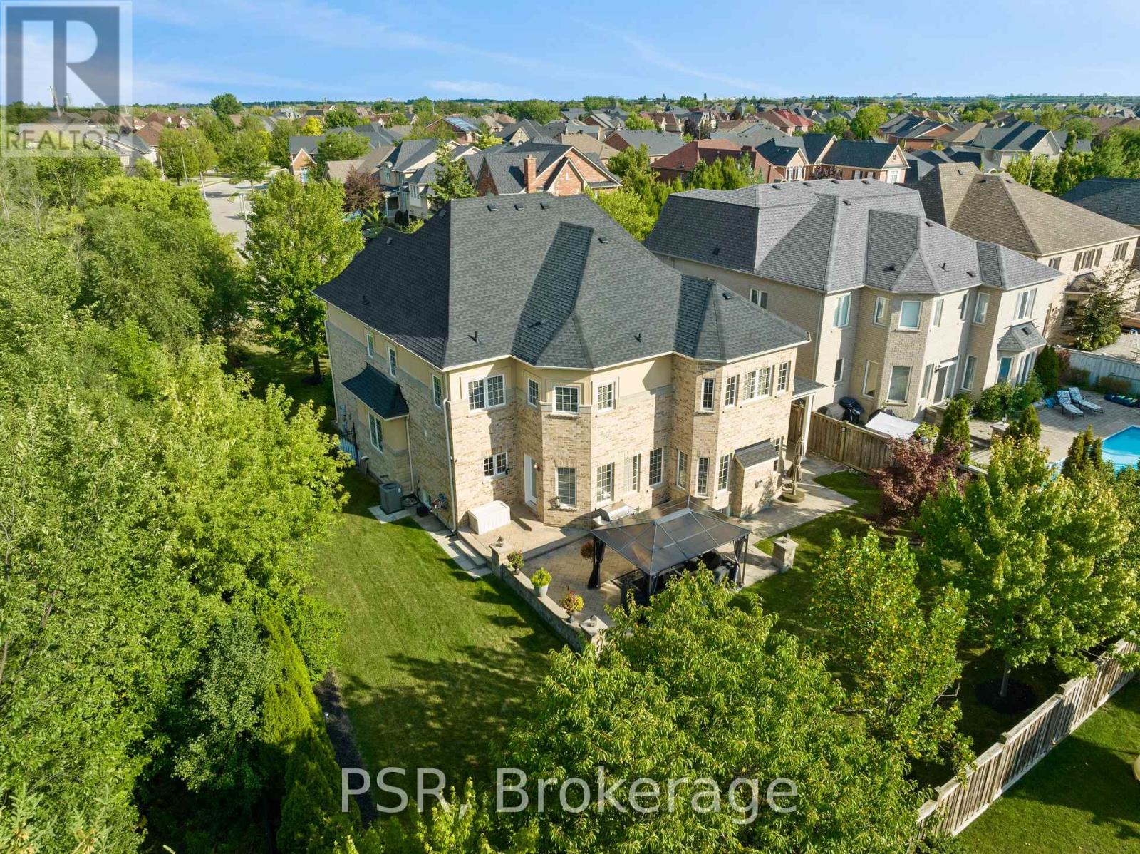 246 - 26 Louvain Drive, Brampton, Ontario  L6P 1W6 - Photo 35 - W12597384