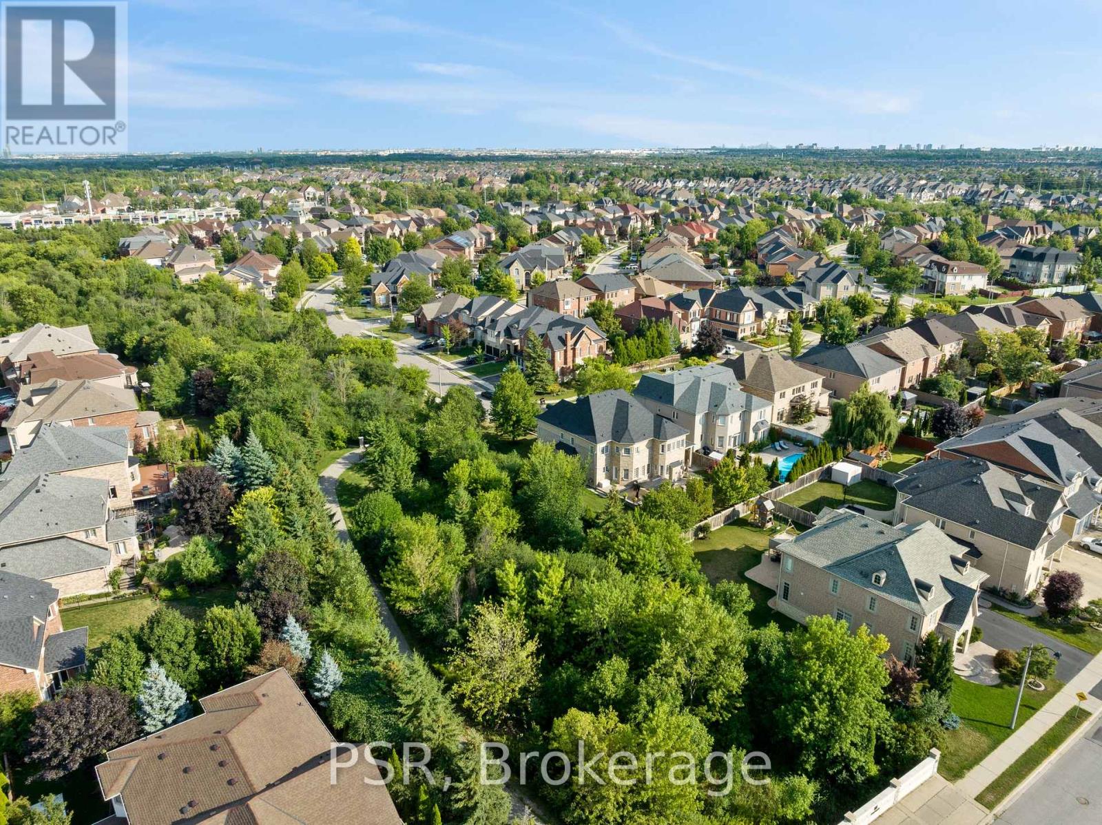 246 - 26 Louvain Drive, Brampton, Ontario  L6P 1W6 - Photo 36 - W12597384