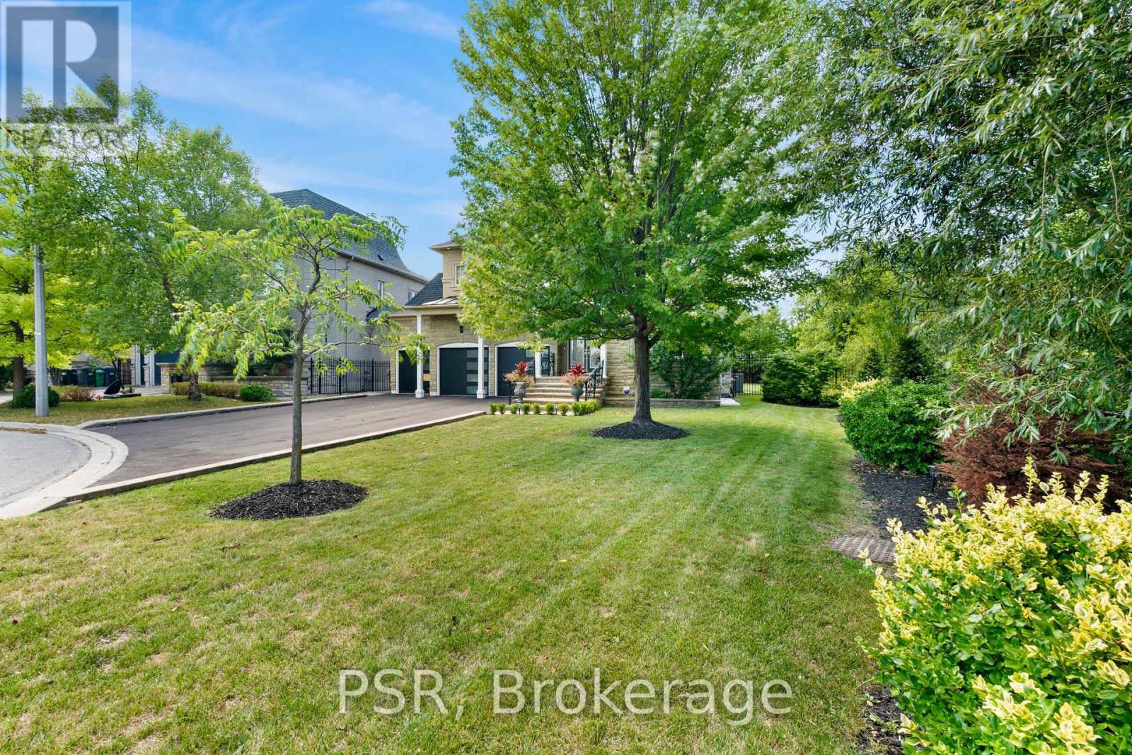 246 - 26 Louvain Drive, Brampton, Ontario  L6P 1W6 - Photo 37 - W12597384