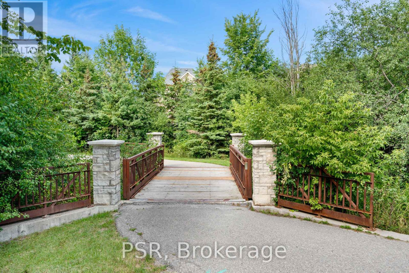 246 - 26 Louvain Drive, Brampton, Ontario  L6P 1W6 - Photo 38 - W12597384