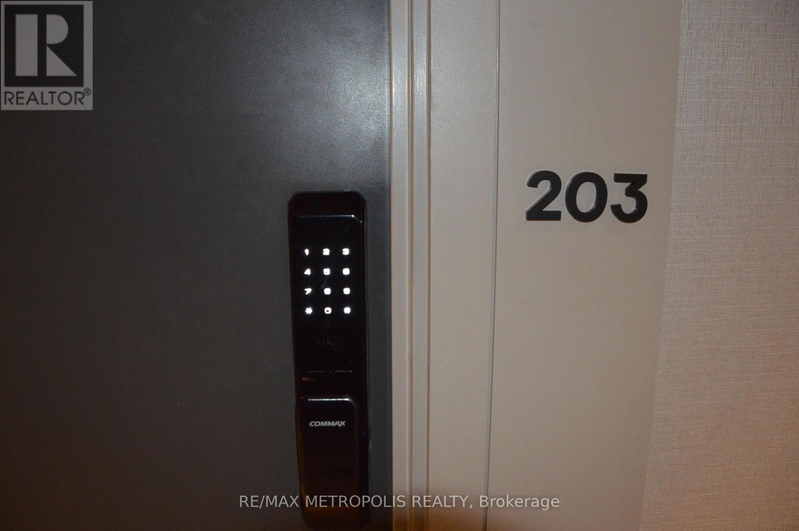 203 - 335 Wheat Boom Drive, Oakville (Jm Joshua Meadows), Ontario  L6H 7C2 - Photo 5 - W12597402