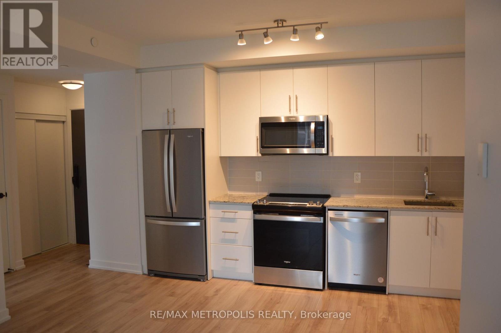 203 - 335 Wheat Boom Drive, Oakville (Jm Joshua Meadows), Ontario  L6H 7C2 - Photo 9 - W12597402