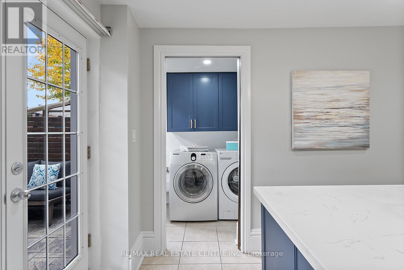 35 Miller Street, Toronto, Ontario  M6N 2Z6 - Photo 17 - W12597462