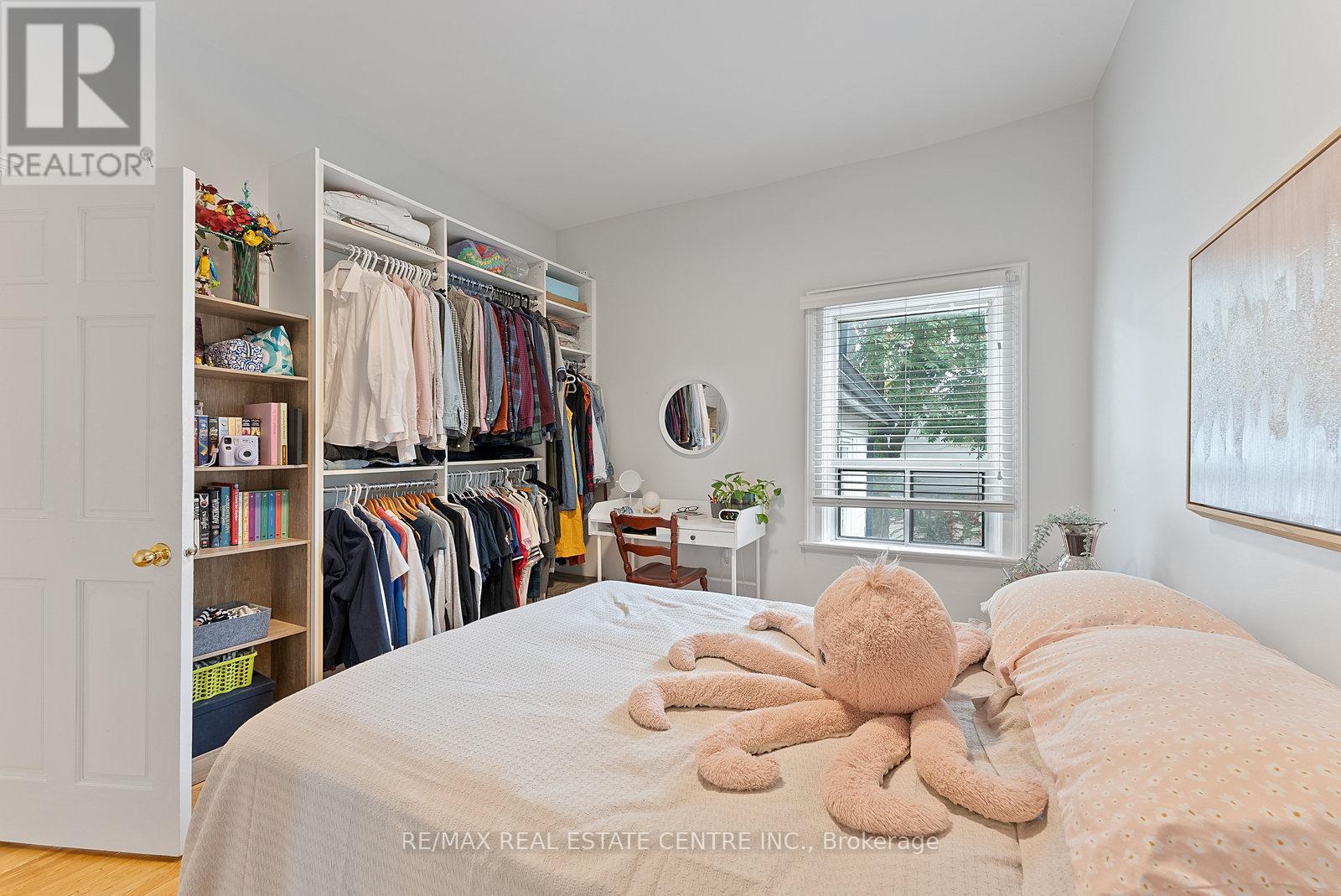 35 Miller Street, Toronto, Ontario  M6N 2Z6 - Photo 27 - W12597462