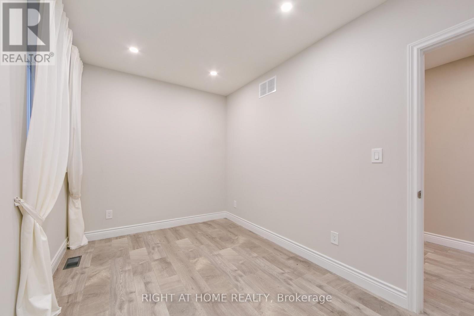 1 - 701 Dupont Street, Toronto, Ontario  M6G 1Z5 - Photo 12 - W12597472