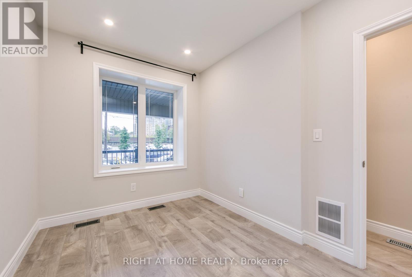 1 - 701 Dupont Street, Toronto, Ontario  M6G 1Z5 - Photo 14 - W12597472
