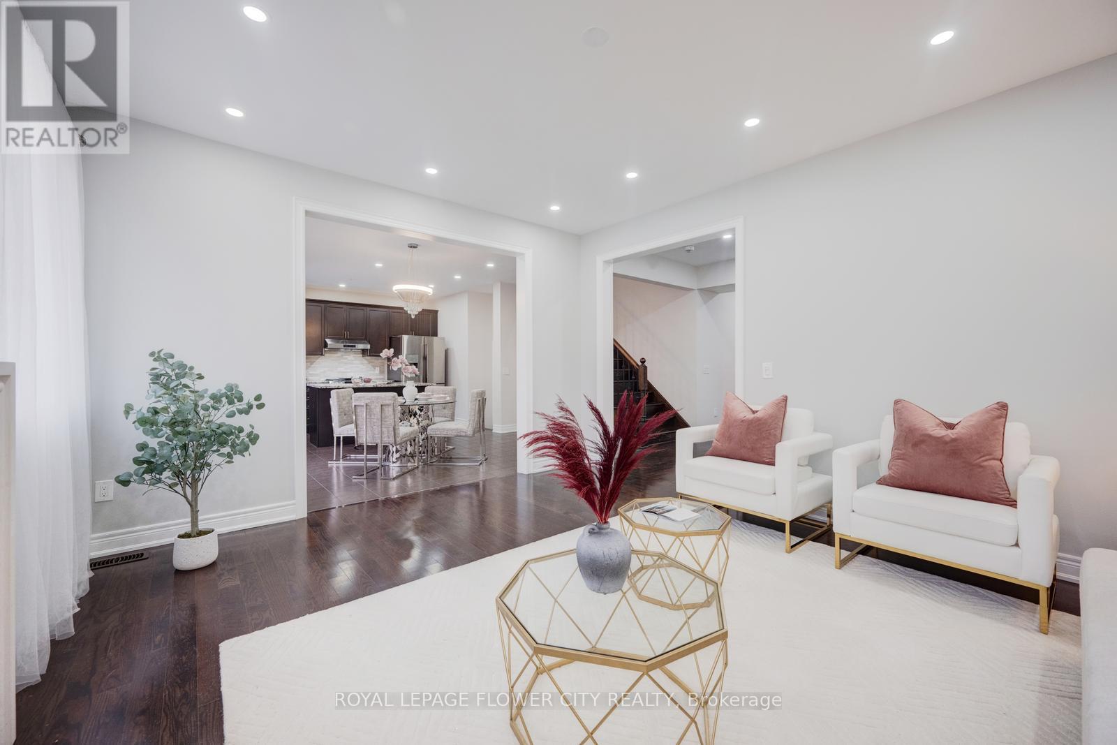 6 Villadowns Trail, Brampton (Sandringham-Wellington North), Ontario  L6R 3V5 - Photo 20 - W12597478