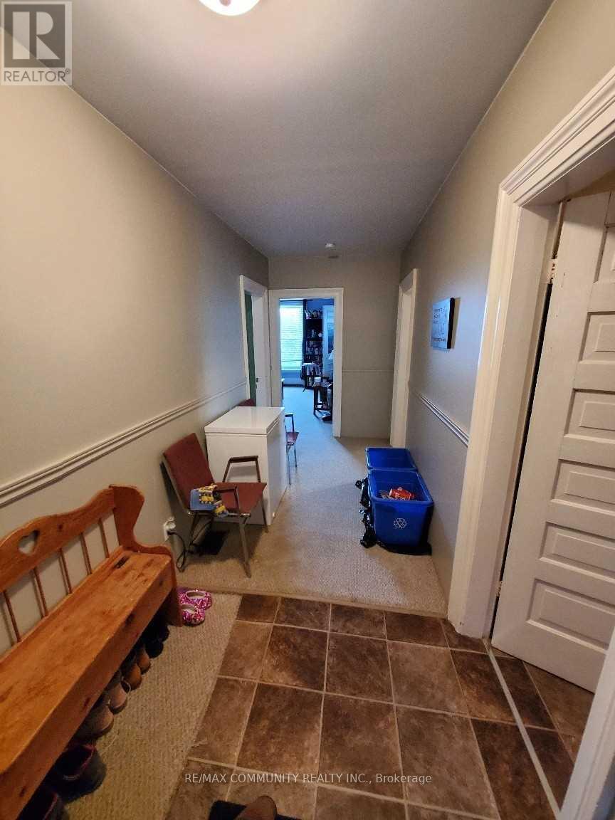 86 Victoria Street, Brantford, Ontario  N3S 3K6 - Photo 13 - X12301893