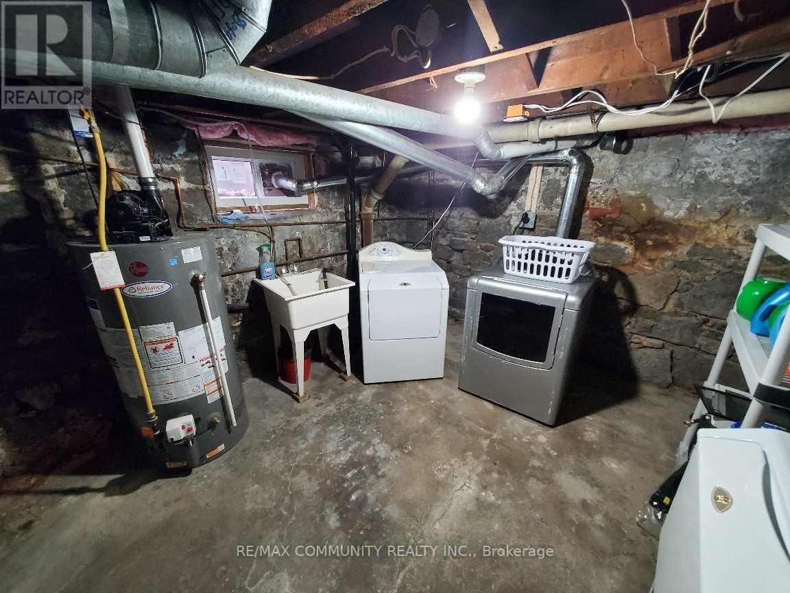 86 Victoria Street, Brantford, Ontario  N3S 3K6 - Photo 18 - X12301893