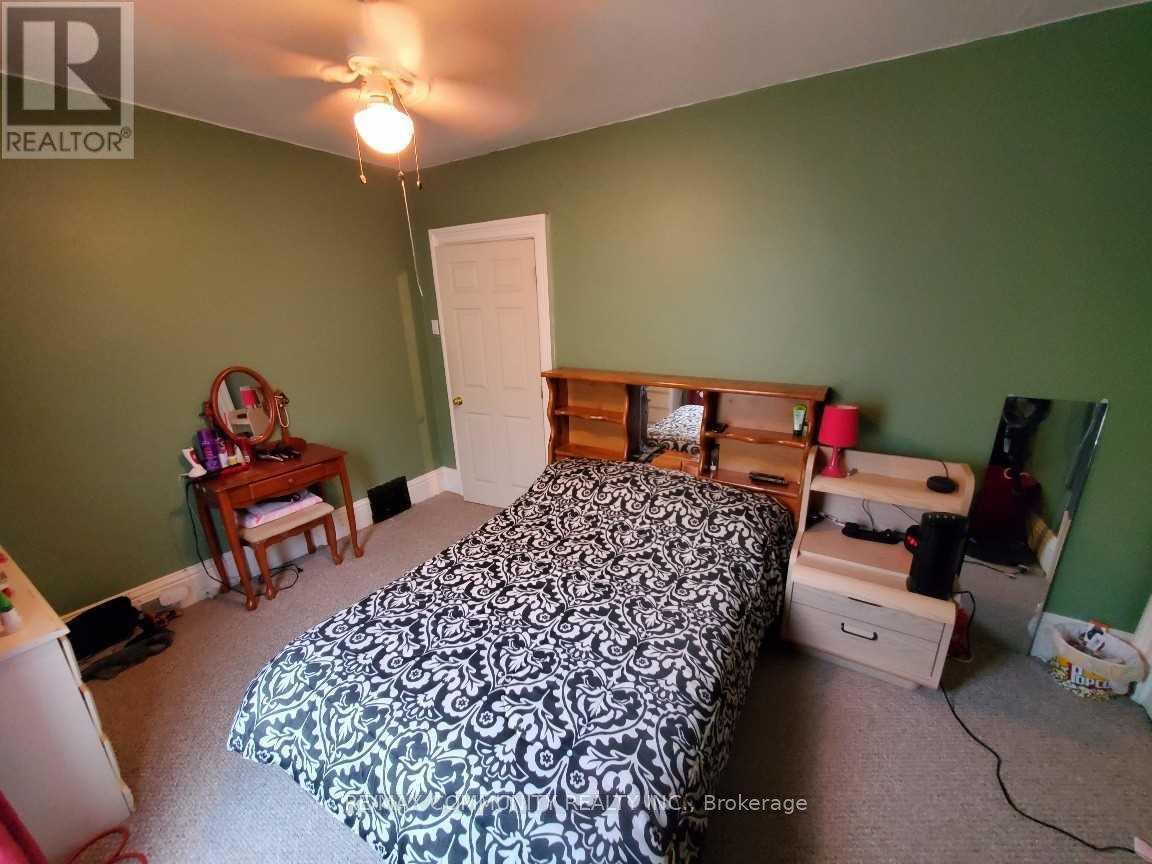 86 Victoria Street, Brantford, Ontario  N3S 3K6 - Photo 21 - X12301893