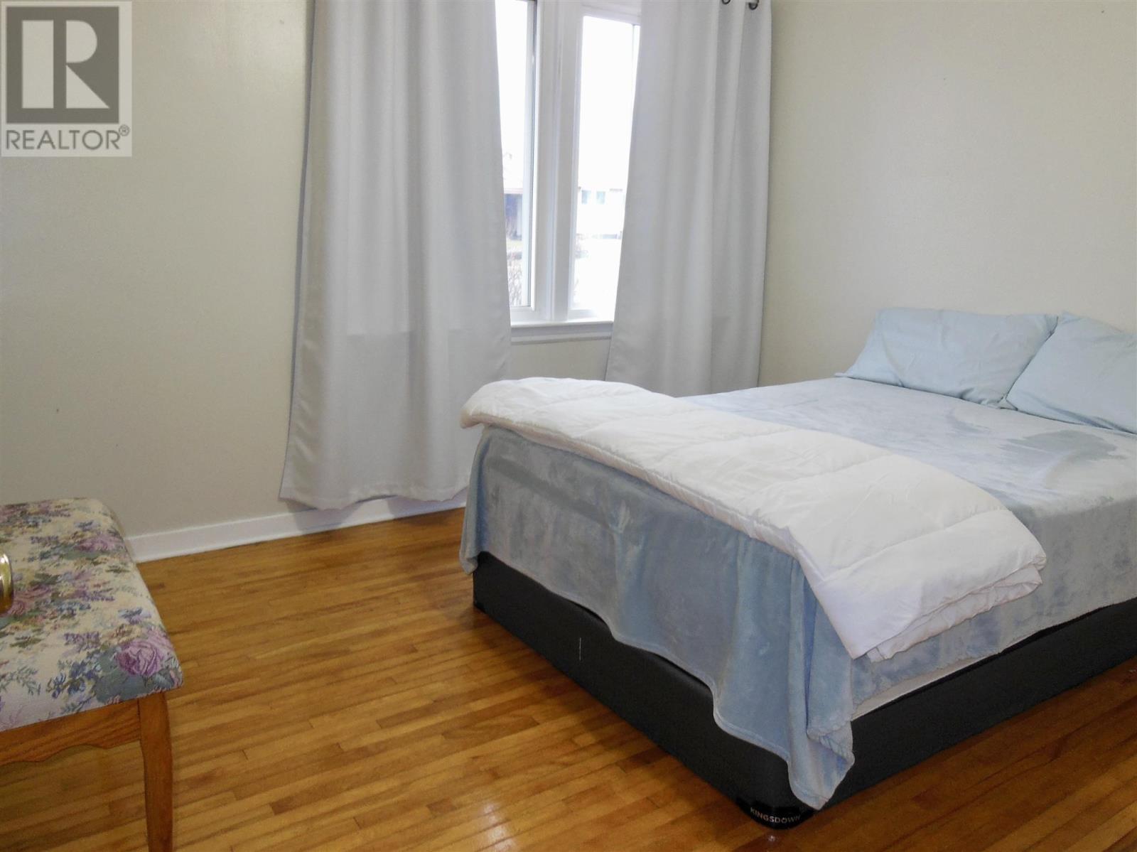 246 Lake St, Sault Ste. Marie, Ontario P6A 4B1 - Photo 20 - SM253323