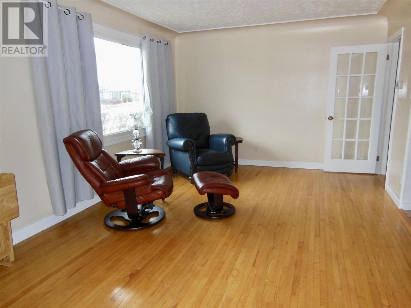 246 Lake St, Sault Ste. Marie, Ontario P6A 4B1 - Photo 16 - SM253323