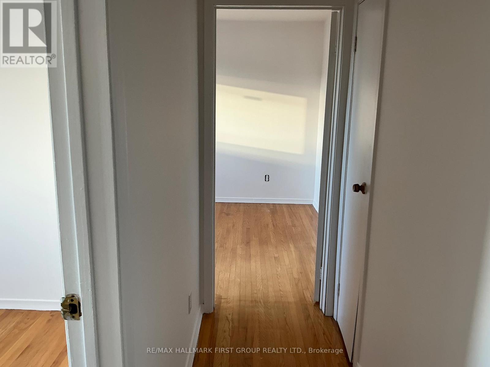 1 - 361 Linden Street, Oshawa (Donevan), Ontario  L1H 6R6 - Photo 4 - E12597538