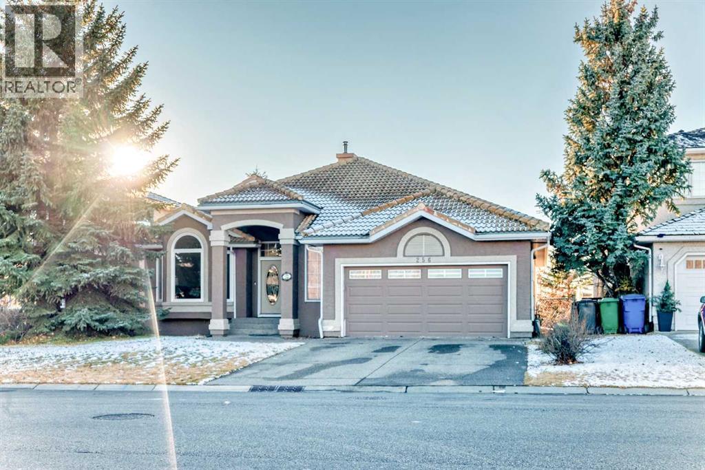 256 Lakeside Greens Drive, Chestermere, Alberta  T1X 1C5 - Photo 3 - A2268783