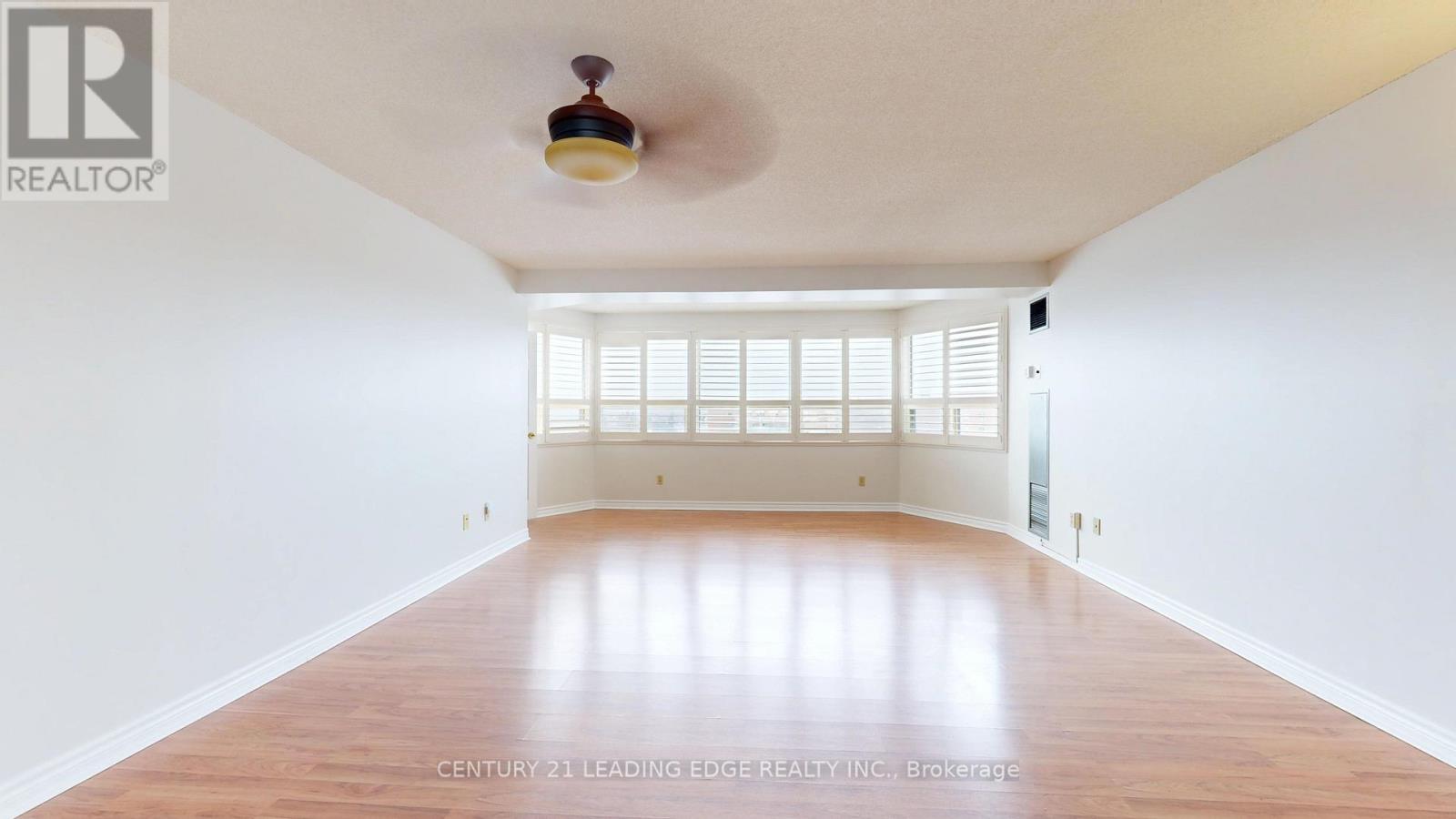 616 - 2 Raymerville Drive, Markham (Raymerville), Ontario  L3P 7N7 - Photo 5 - N12597372