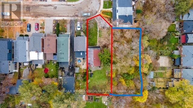 16 Cliff Street, Toronto (Rockcliffe-Smythe), Ontario  M6N 4L6 - Photo 12 - W12552696