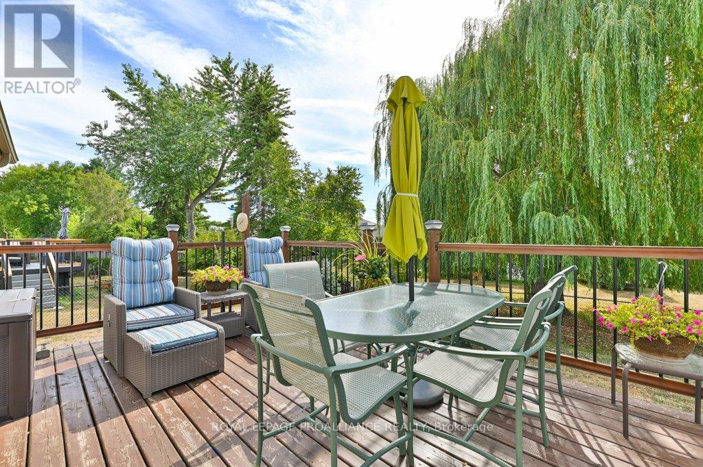 12 Stonegate Crescent, Quinte West, Ontario  K0K 2C0 - Photo 29 - X12597504