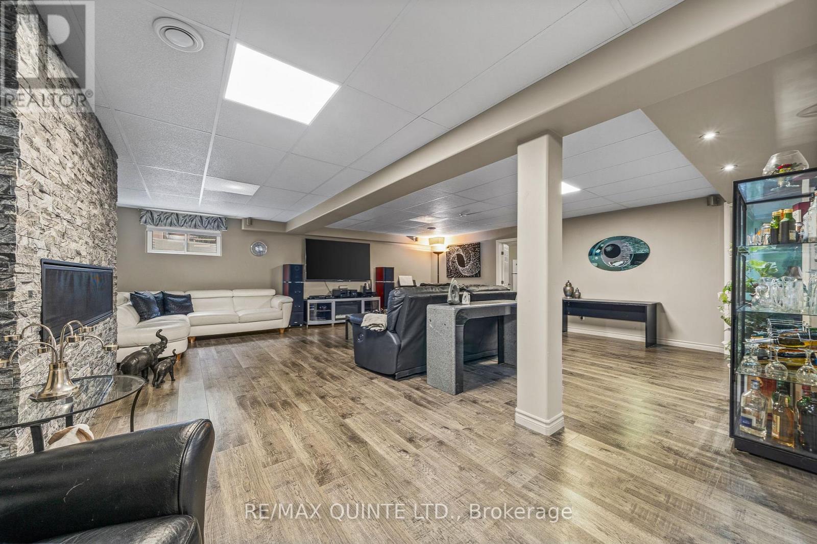 7 Chestnut Drive, Belleville (Belleville Ward), Ontario  K8N 0M9 - Photo 27 - X12597570