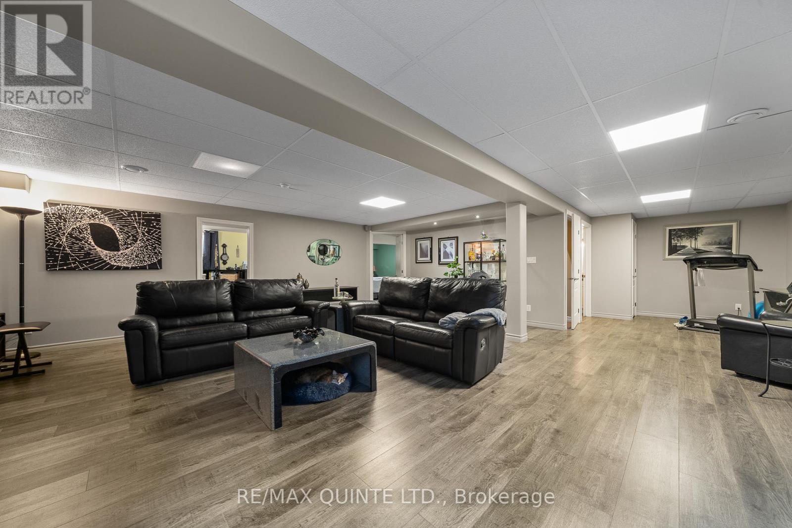 7 Chestnut Drive, Belleville (Belleville Ward), Ontario  K8N 0M9 - Photo 28 - X12597570