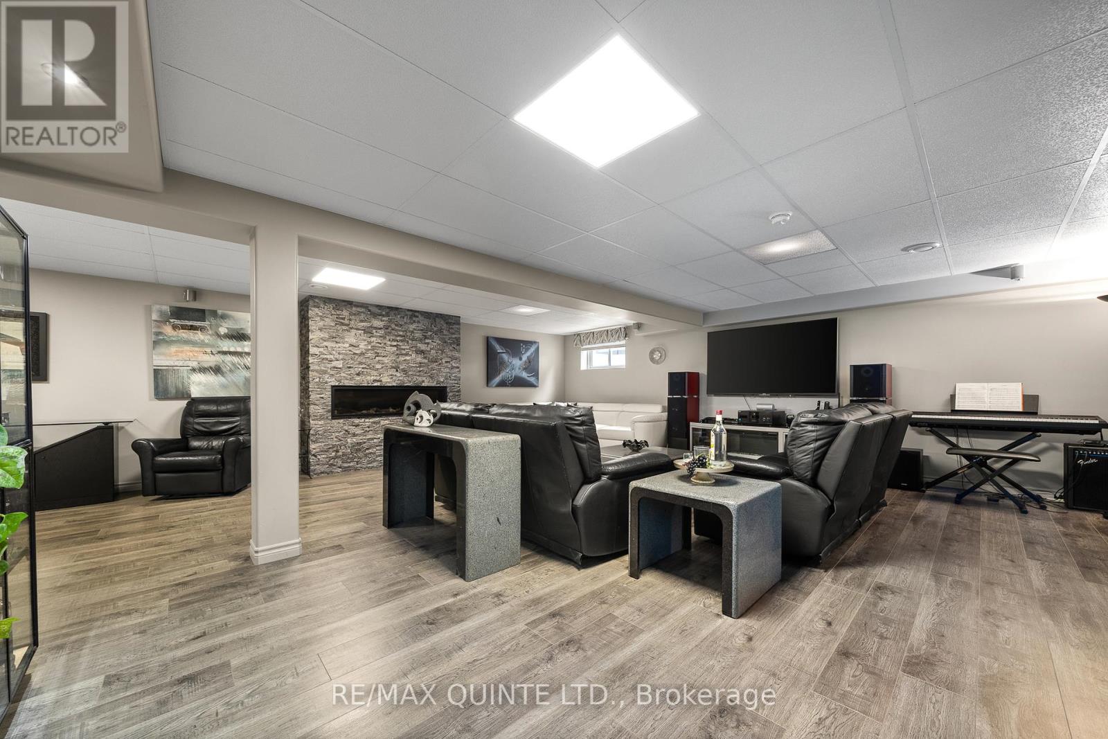 7 Chestnut Drive, Belleville (Belleville Ward), Ontario  K8N 0M9 - Photo 29 - X12597570