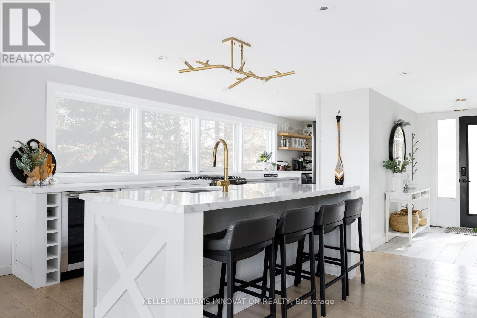 2872 MUSKOKA ROAD 118 W, Muskoka Lakes, Ontario