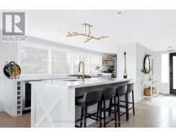 2872 MUSKOKA ROAD 118 W, Muskoka Lakes, Ontario